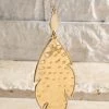 Urbanista Necklaces Hammered Leaf Pendant In Gold