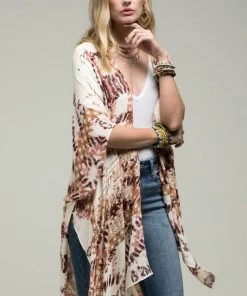 Urbanista The Quinn Kimono Tops