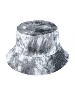 Queens Black & White Bucket Hat Hats