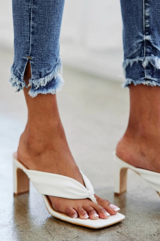 KANCAN Midrise Hem Detail Ankle Skinny Jeans New Arrivals 6 KANCAN Midrise Hem Detail Ankle Skinny Jeans New Arrivals