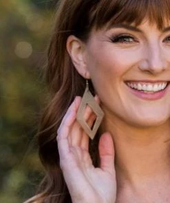 Anju Omala Large Diamond In Beige