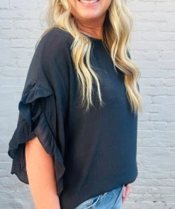 Doe & Rae New Arrivals The Jovie Pullover - Black