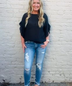 Doe & Rae New Arrivals The Jovie Pullover - Black