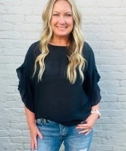 Echo Boutique 25 Doe & Rae New Arrivals The Jovie Pullover - Black