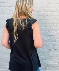 Ninexis New Arrivals The Wrenley Pullover - Black