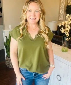 Shying Fashion The Grace Pullover